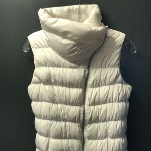 Women's Athleta Down Vest - Size S